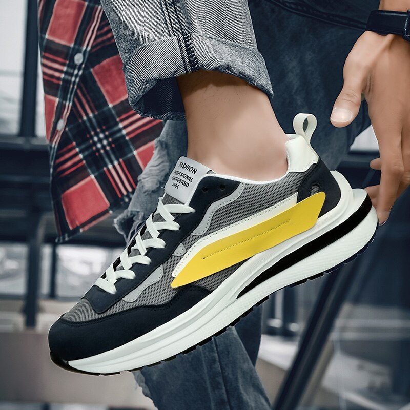 Herren-Sneaker im Vintage-Stil mit Wildleder-Details