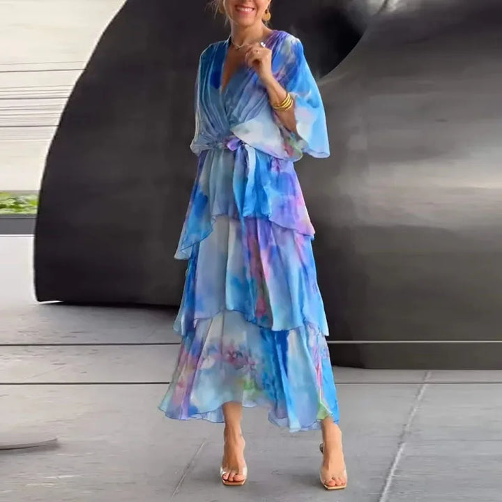 Langes Chiffonkleid mit Volants und Taillenbindung