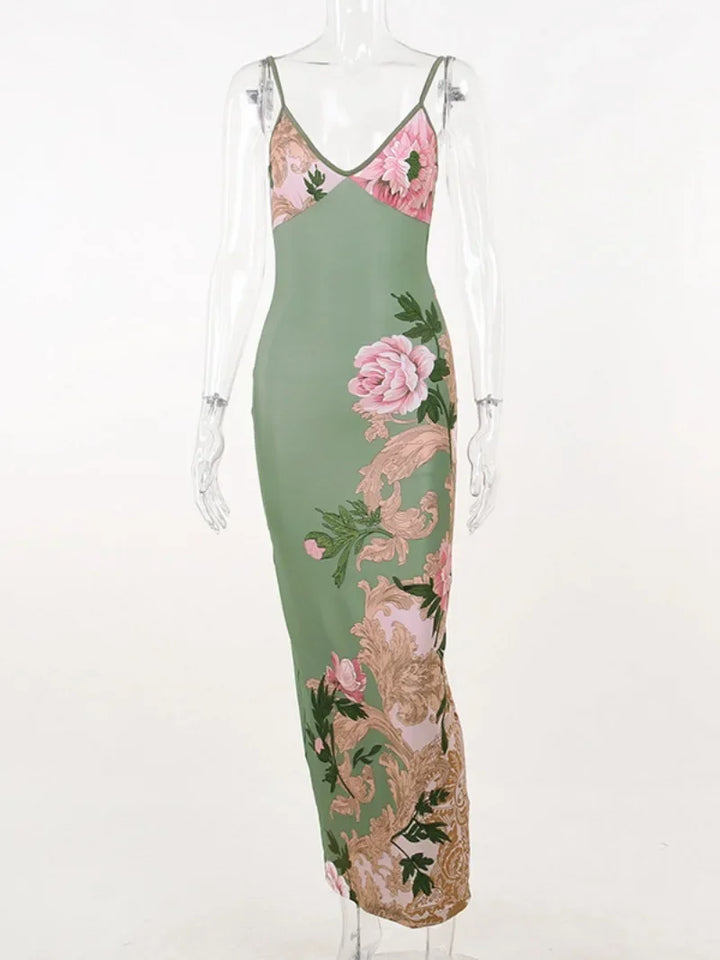 Figurbetontes Maxikleid mit Blumenmuster und Spaghettiträgern