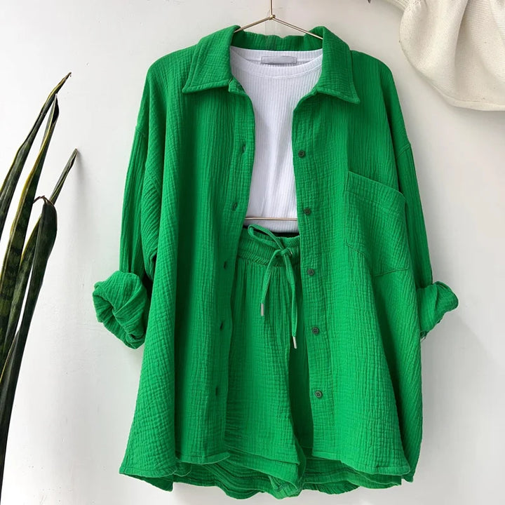 Stylisches Damenset mit Shirt und Shorts