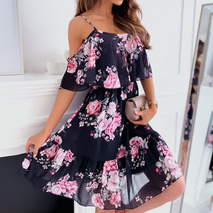 Blumenkleid mit offenen Schultern und Rüschen