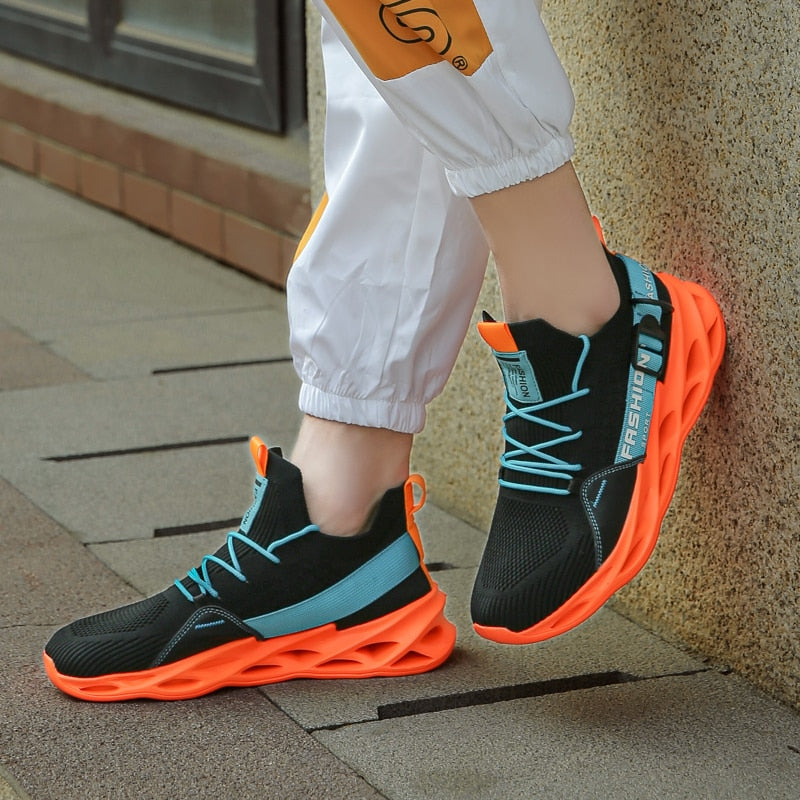 Herrenturnschuhe mit innovativer Sohle