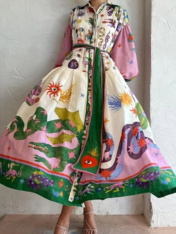 Langes Hemdblusenkleid mit buntem Print und Taillengürtel