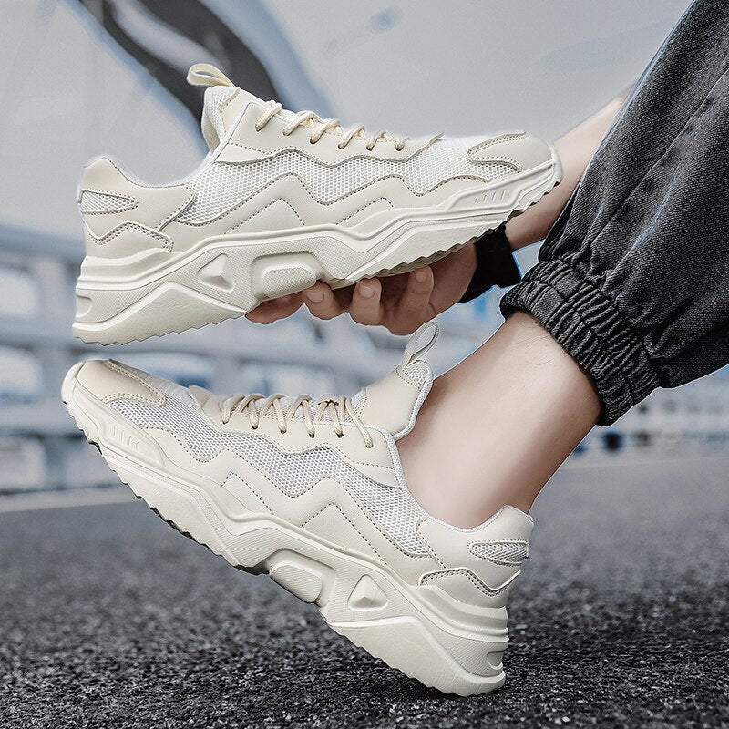 Urban Style Sneakers mit hochprofiliger Sohle