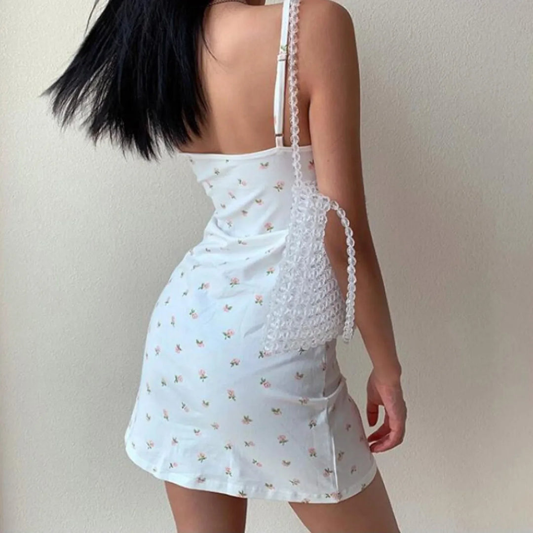 Trägerloses Damen-Minikleid mit frechem Ausschnitt
