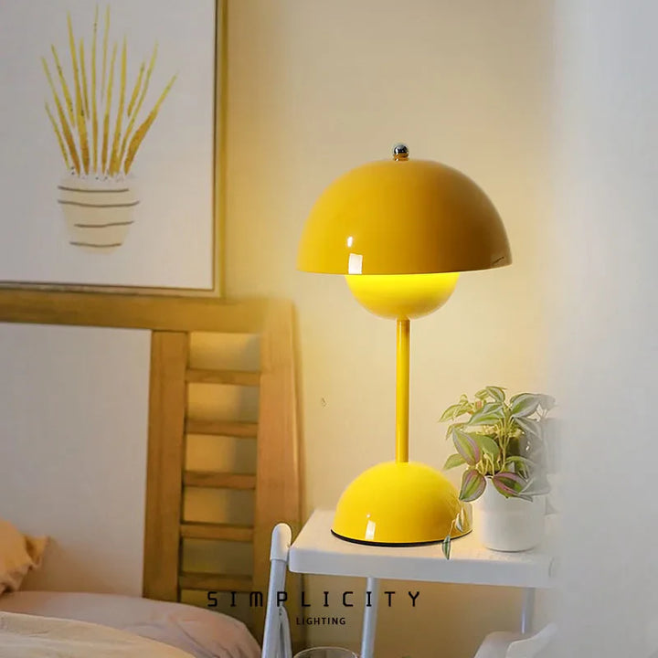 Kabellose Tischlampe mit minimalistischem Design