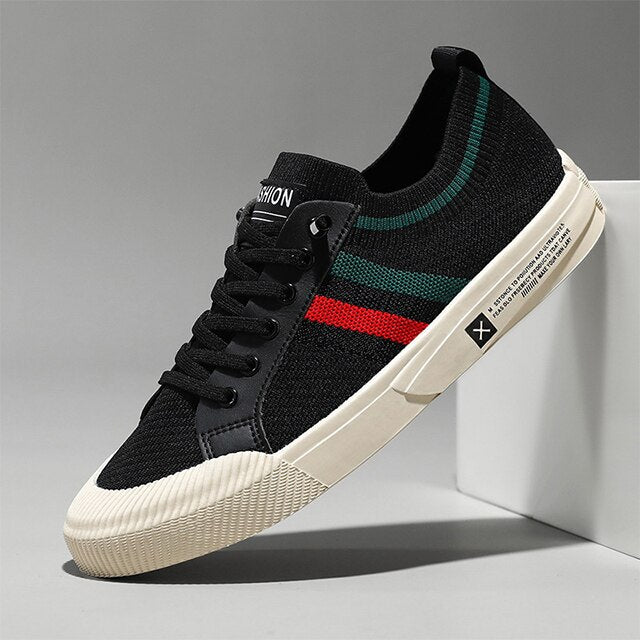 Leichte Mesh-Turnschuhe für Männer
