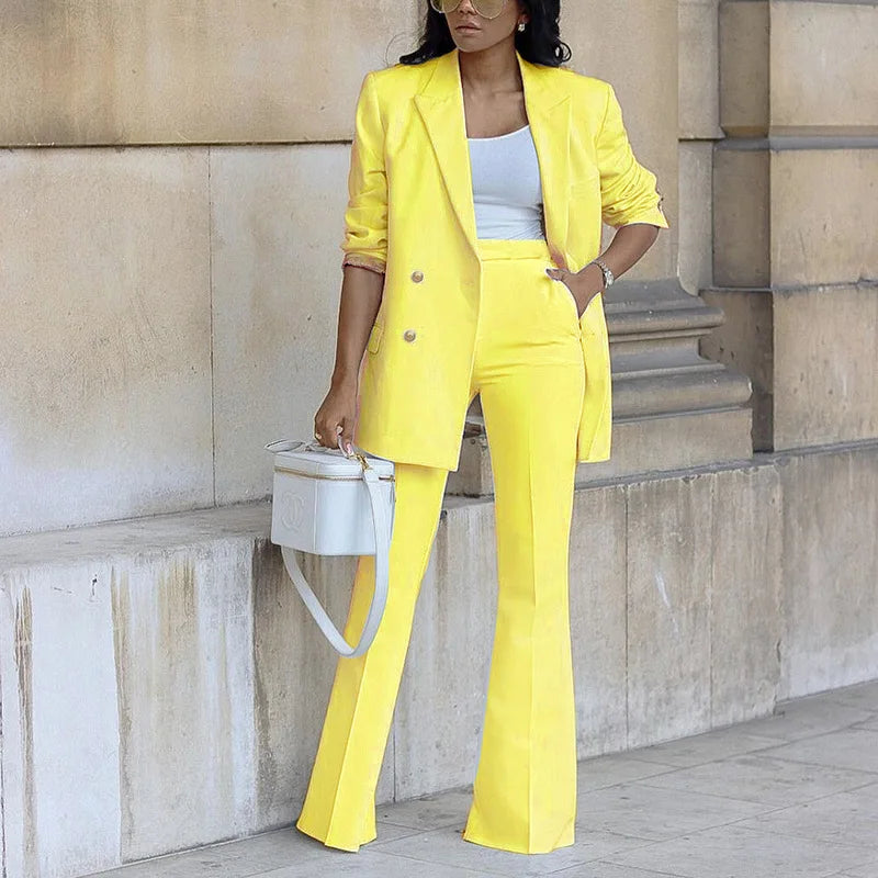 Eleganter Damen-Hosenanzug mit langer Blazerjacke & weiter Hose