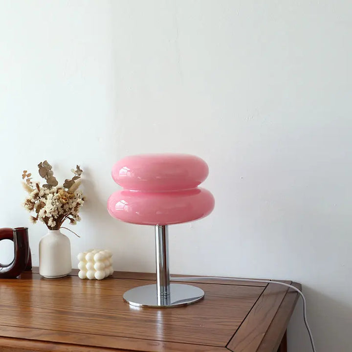 Bauhaus-Tischlampe mit Retro-Glasschirm
