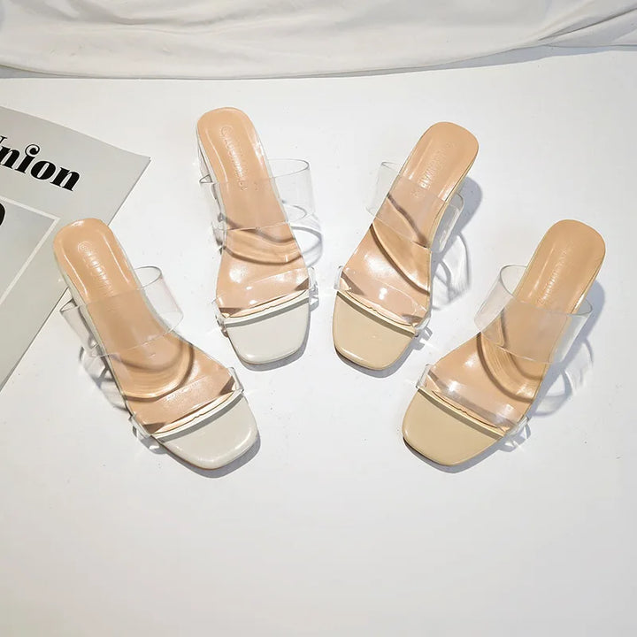 Transparente Sandalen mit hohem Absatz