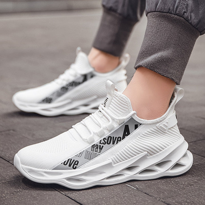 Herrenturnschuhe mit innovativer Sohle