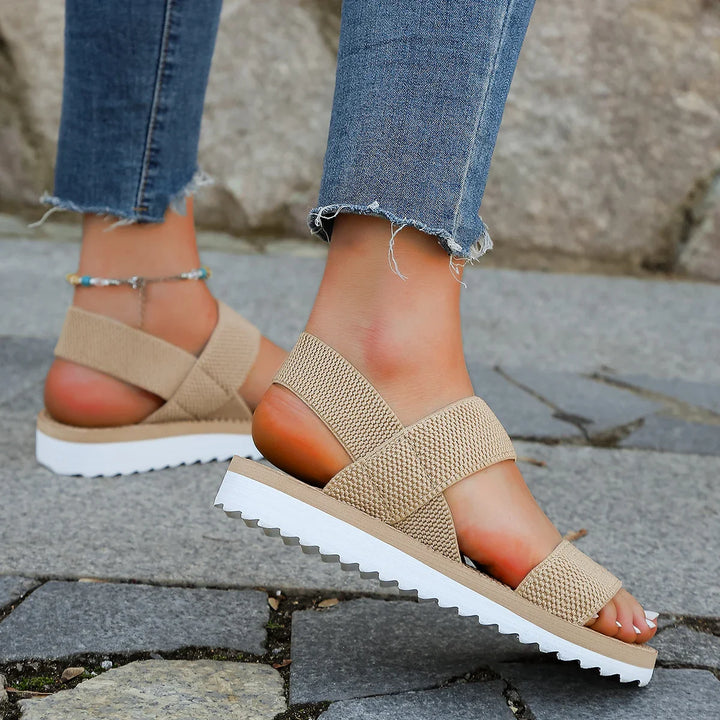 Damensandalen mit Sportsohle und Textilriemen