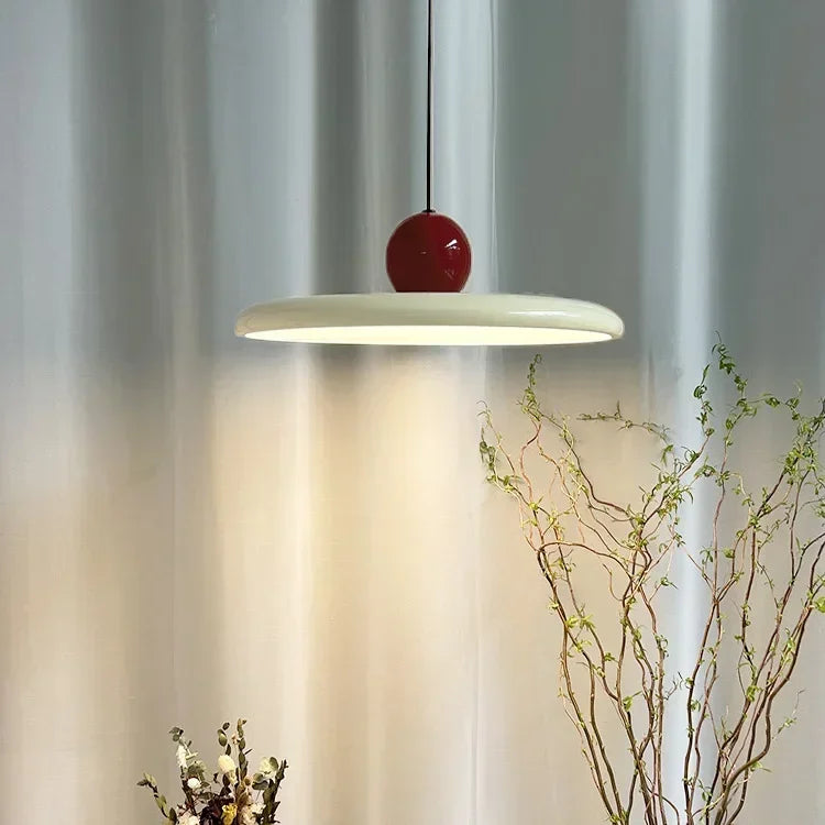 Designer LED-Pendelleuchte im Bauhaus-Stil