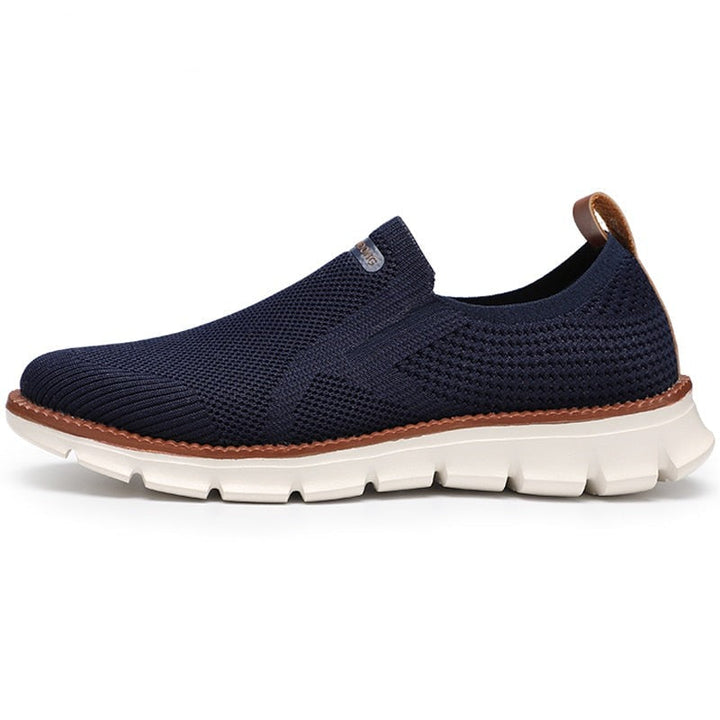 Leichte und bequeme Schlupfschuhe für Männer mit orthopädischer Sohle
