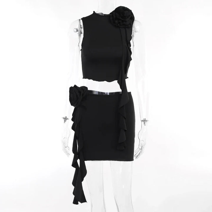 Elegantes Damenset mit Crop Top und Minirock mit Blumenapplikationen