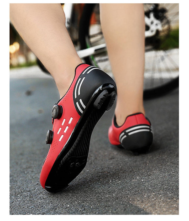 Fahrradschuhe mit mechanischer Verriegelung