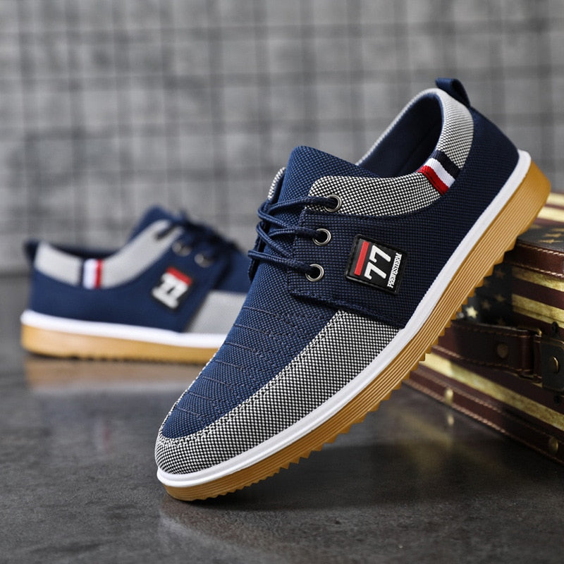 Modische und bequeme Herrenschuhe mit orthopädischer Sohle