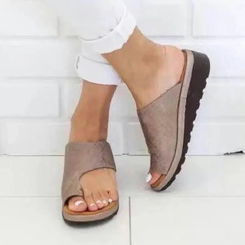 Damen Flip Flops mit dicken Sohlen und offener Spitze