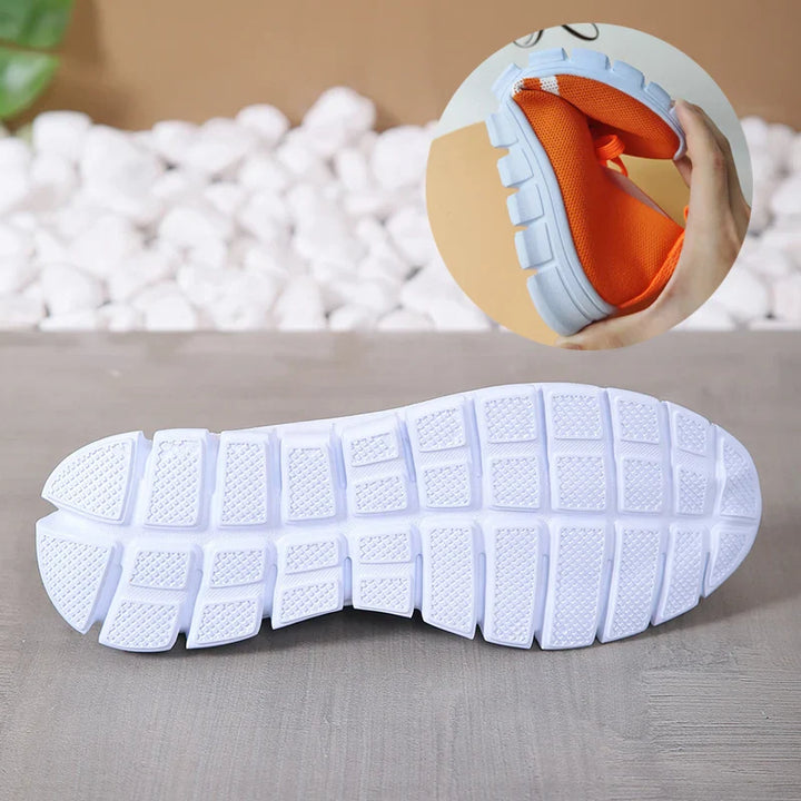 Sportliche Damen-Sneakers mit atmungsaktivem Stoff