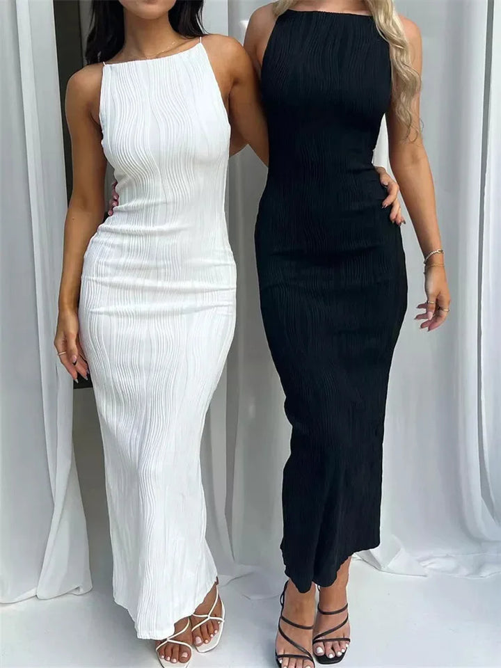 Ripp-Midikleid mit Rückenausschnitt und schmalen Trägern