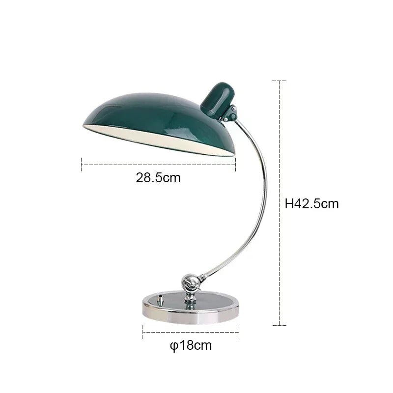 Retro Schreibtischlampe aus Metall mit verchromtem Fuss