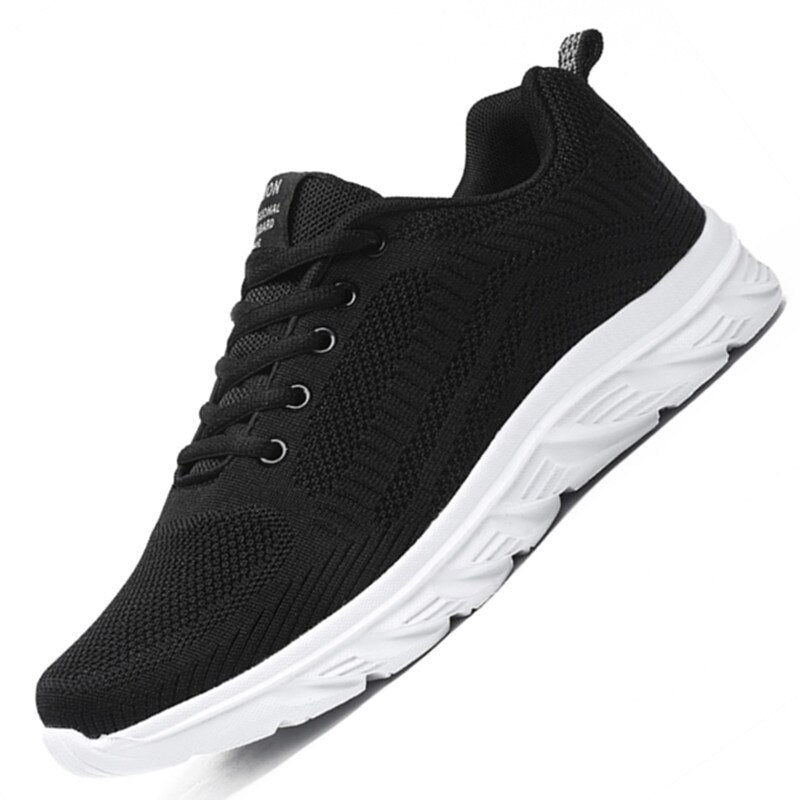 Leichte Herren-Turnschuhe
