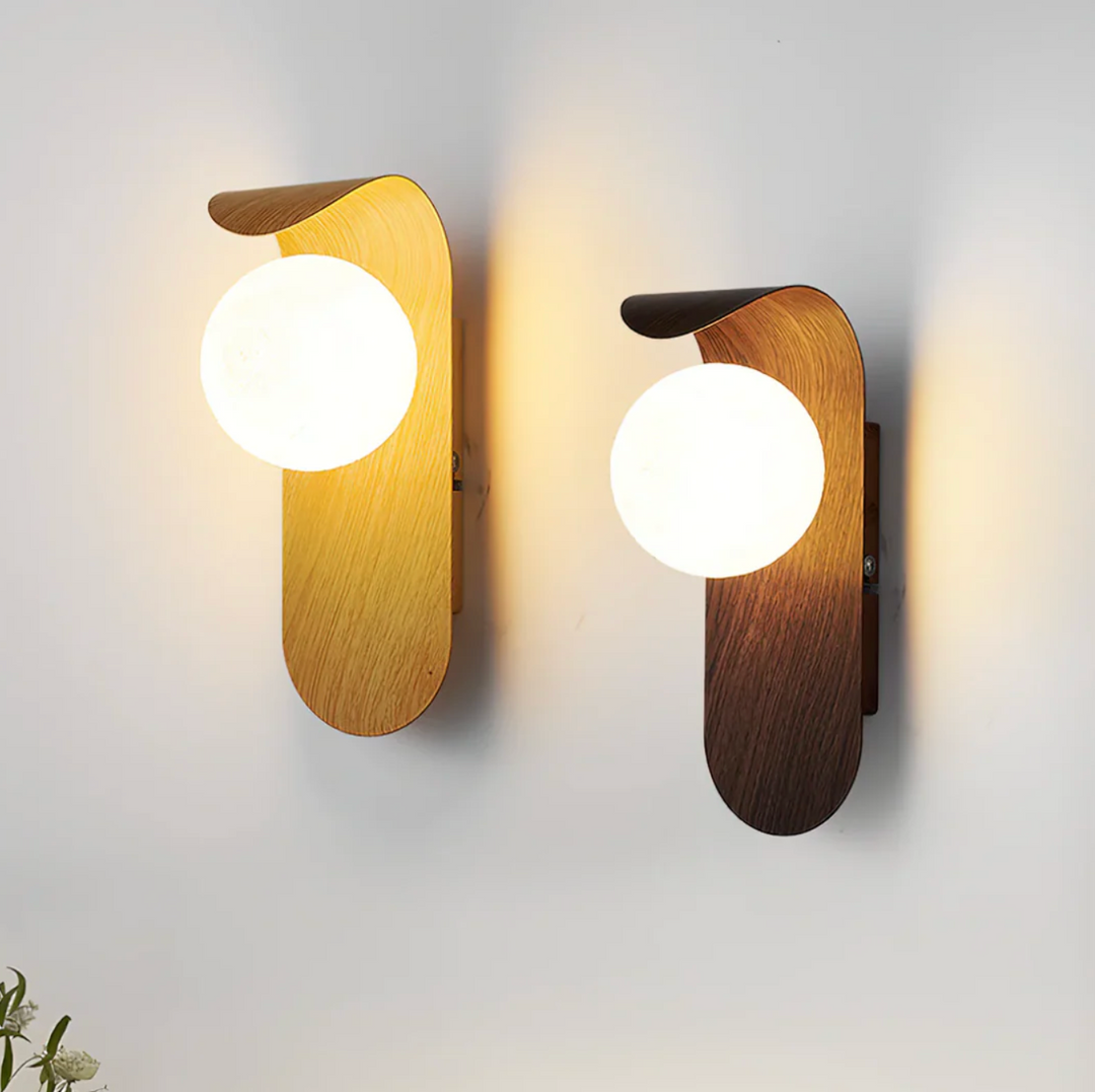 Moderne LED-Wandleuchte mit Holzelement – Wandlampe für Wohn- und Schlafzimmer