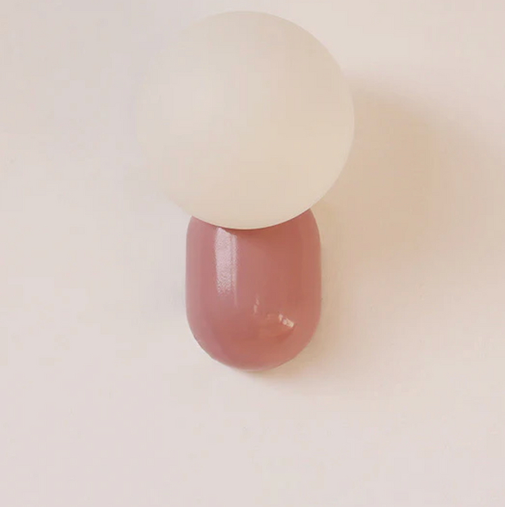 Moderne Kugelwandleuchte mit LED