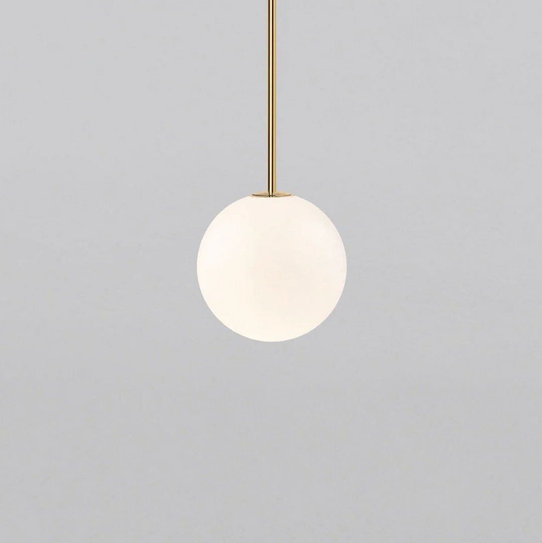 Pendelleuchte mit Kugelschirm – moderne LED-Deckenleuchte