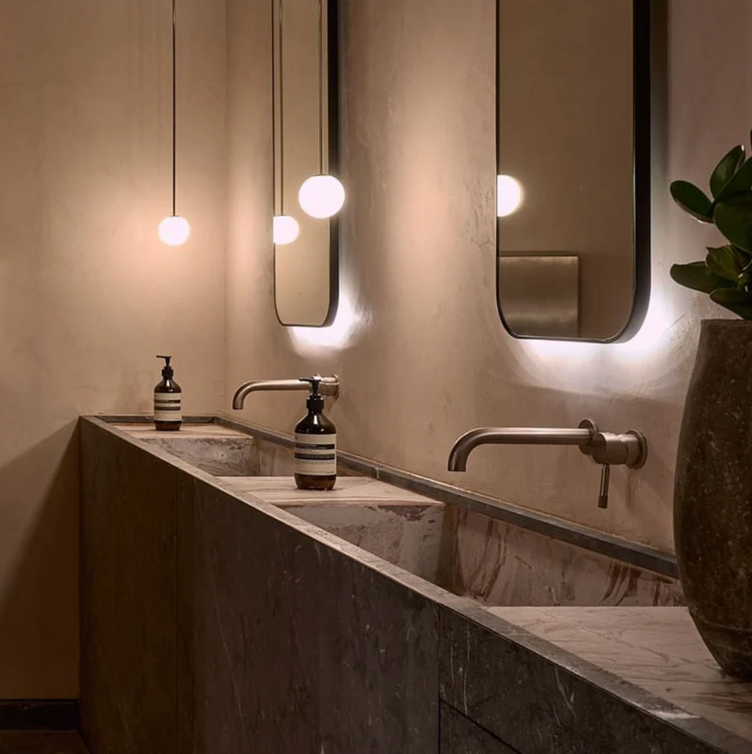 Pendelleuchte mit Kugelschirm – moderne LED-Deckenleuchte