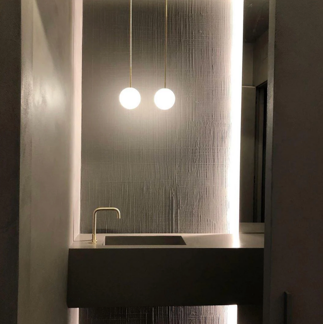 Pendelleuchte mit Kugelschirm – moderne LED-Deckenleuchte