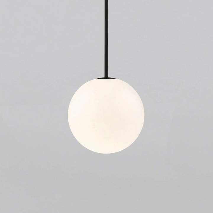 Pendelleuchte mit Kugelschirm – moderne LED-Deckenleuchte