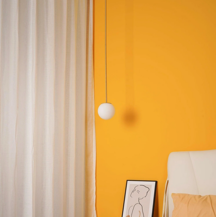 Pendelleuchte mit Kugelschirm – moderne LED-Deckenleuchte