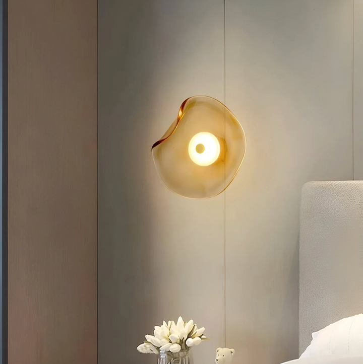 Design-Wandleuchte mit organischem Schirm – Moderne LED-Wandleuchte
