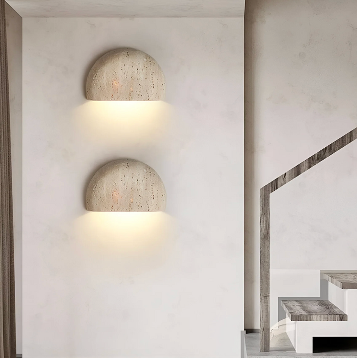 Wandleuchte aus Naturstein – Halbrundes LED-Wandlicht