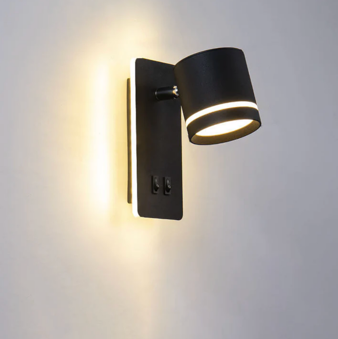 Moderne LED-Wandleuchte mit schwenkbarem Reflektor und Doppelschalter