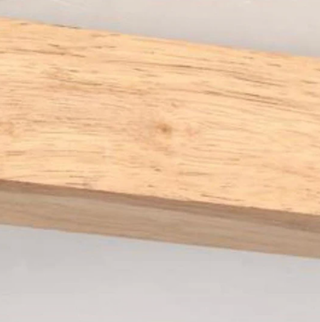 Deckenleuchte aus Holz mit schwenkbaren Spots – Skandinavischer Stil
