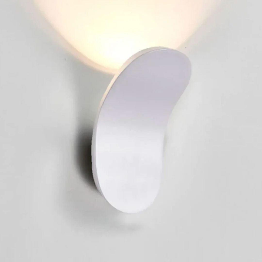 Moderne LED-Wandleuchte – minimalistisches Premium-Design