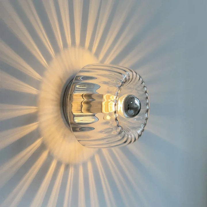 Elegante Deckenleuchte aus Glas mit Kristalldesign