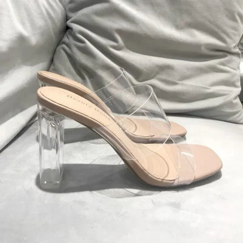 Transparente Damen-Sandalen mit hohen Absätzen