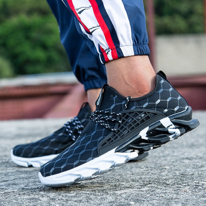 Herren-Turnschuhe mit Advanced Air-Sohle