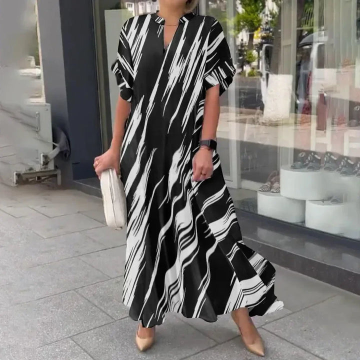 Luftiges gestreiftes Maxikleid