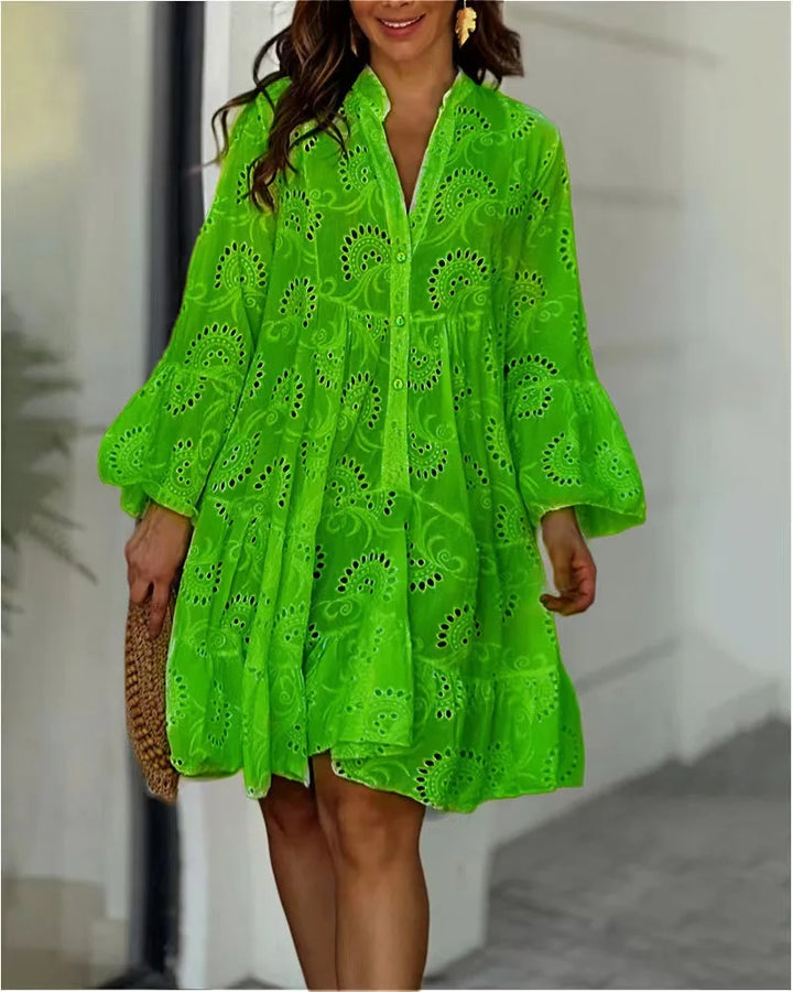 Durchbrochenes Kleid im Boho-Stil mit weiten Ärmeln