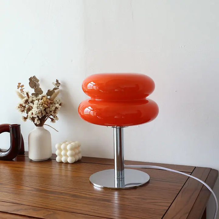 Bauhaus-Tischlampe mit Retro-Glasschirm
