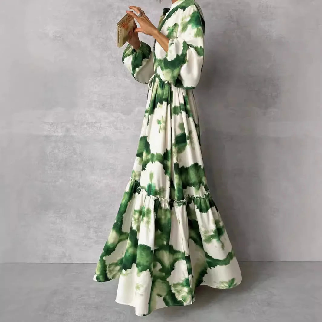 Maxikleid mit Bindegürtel und Tie-Dye-Muster aus leichter Viskose
