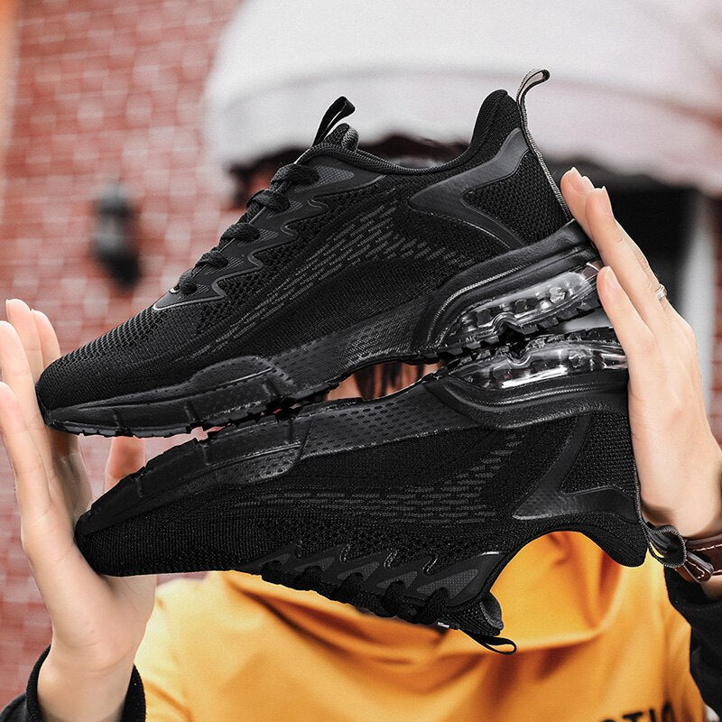 Sportliche Herren-Turnschuhe