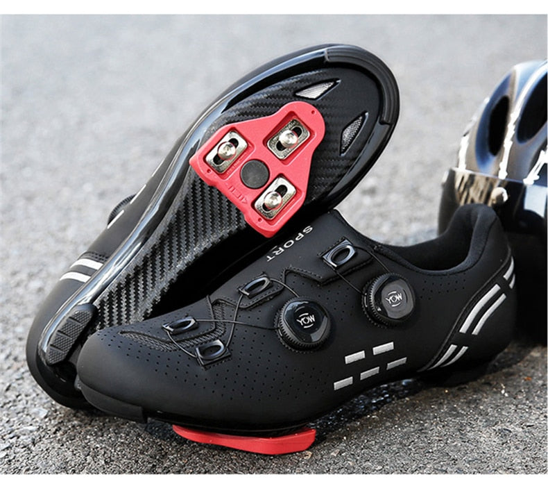 Fahrradschuhe mit mechanischer Verriegelung