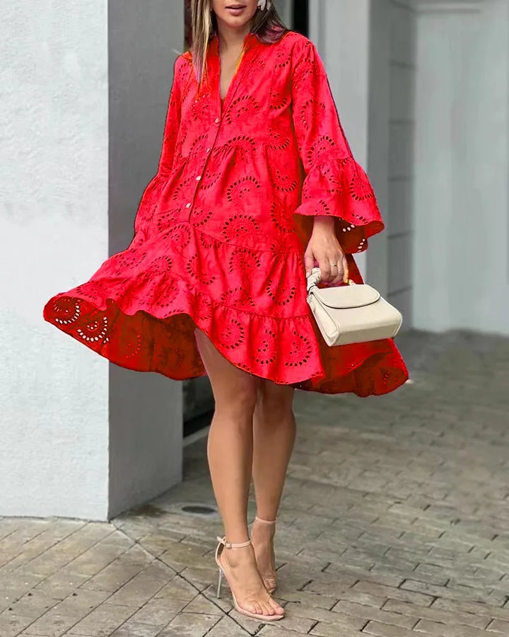 Durchbrochenes Kleid im Boho-Stil mit weiten Ärmeln