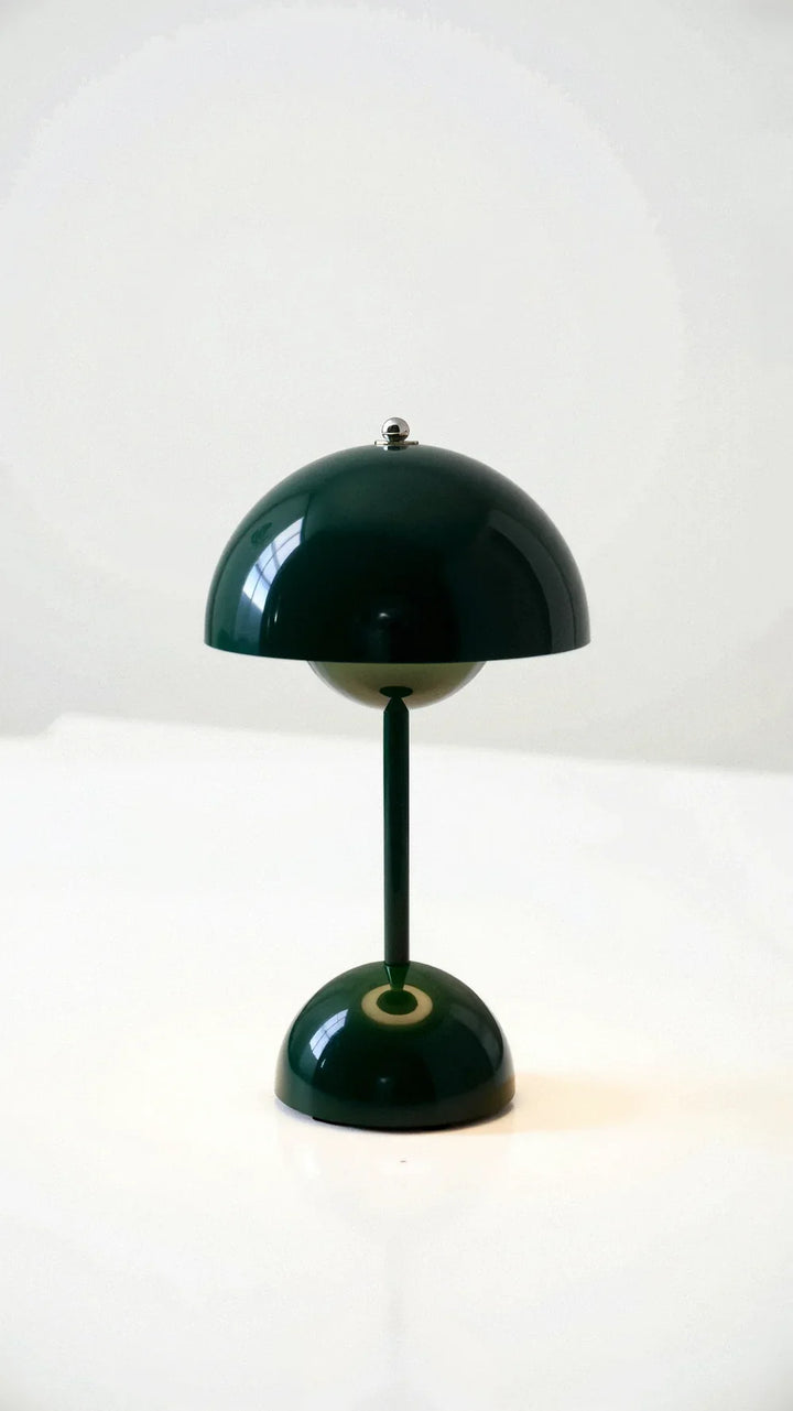 Kabellose Tischlampe mit minimalistischem Design