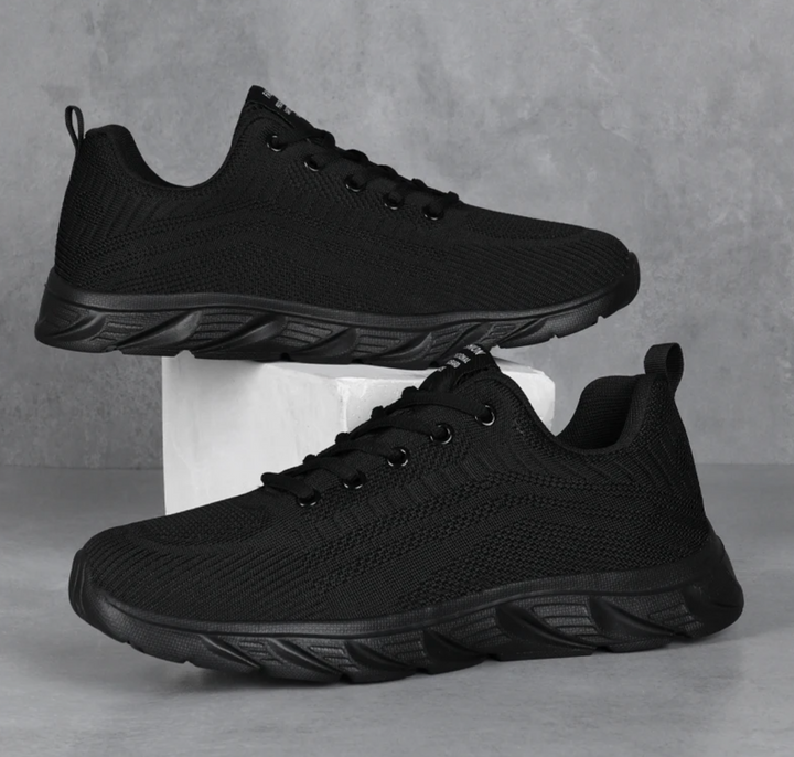 Leichte Herren-Turnschuhe